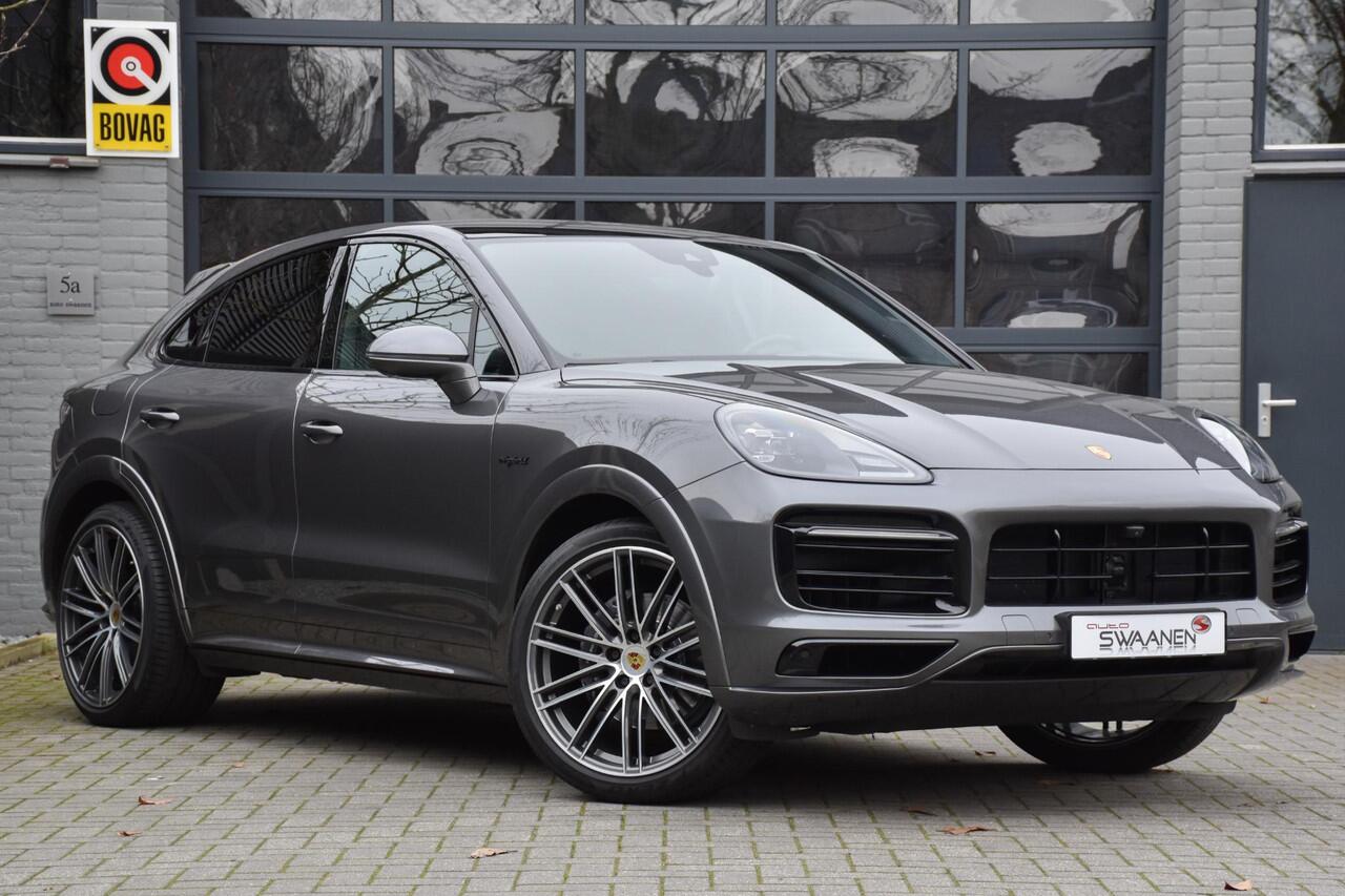Porsche CAYENNE Coupé 3.0 E-Hybrid | ACC | GTS-stoel | Chrono | Pano | Achteras besturing
