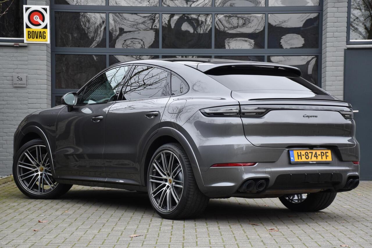 Porsche CAYENNE Coupé 3.0 E-Hybrid | ACC | GTS-stoel | Chrono | Pano | Achteras besturing