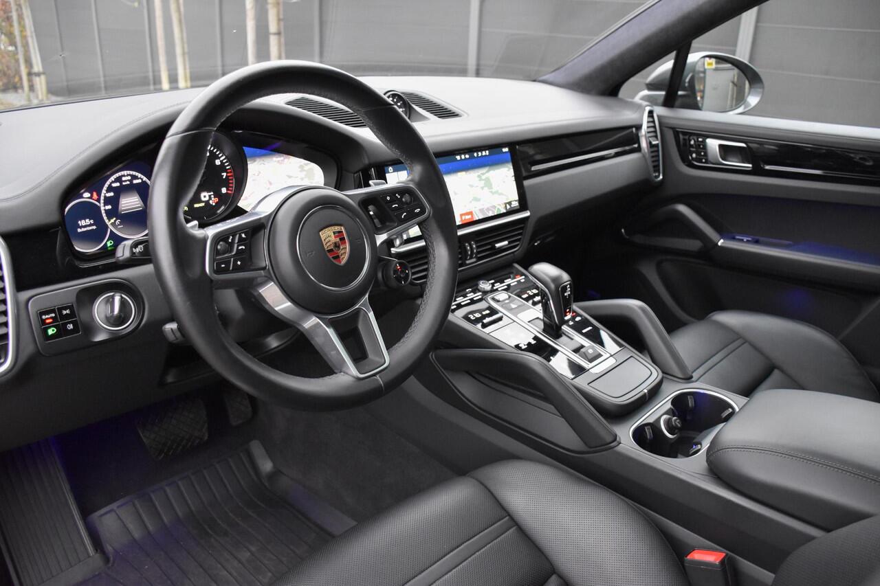 Porsche CAYENNE Coupé 3.0 E-Hybrid | ACC | GTS-stoel | Chrono | Pano | Achteras besturing