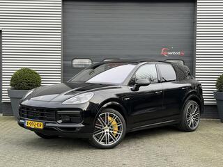 porsche-cayenne-4.0-turbo-s-e-hybri