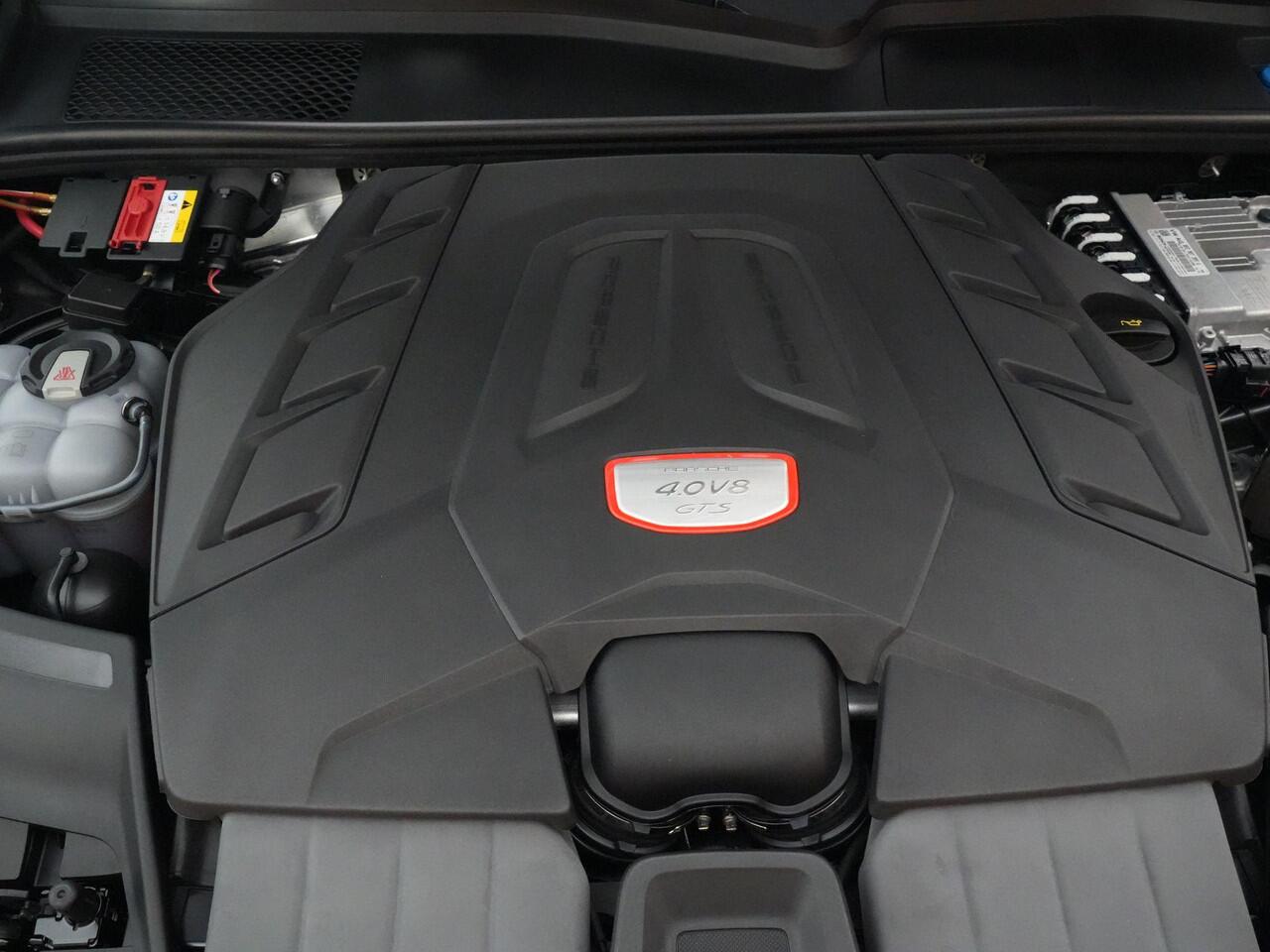 Porsche CAYENNE Coupé GTS 4.0 460pk |dealer onderhouden|Approved 2028|pano|carbon ext|matrix LED|chrono|sport design|Bose|18-voudig|HUD|memory|360 camera|Apple Carplay|blind spot|21"|