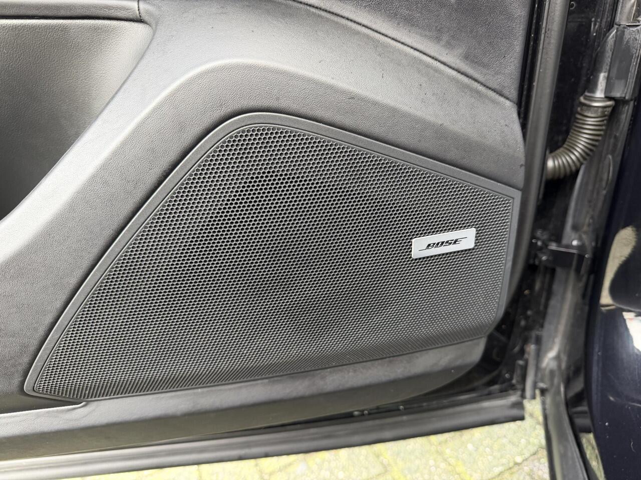 Porsche CAYENNE 4.0 Turbo S E-Hybrid 680 PK | Keramische Remmen | Panoramadak | Head-Up Display | 360* Camera | Carbon | Elektrische Trekhaak |