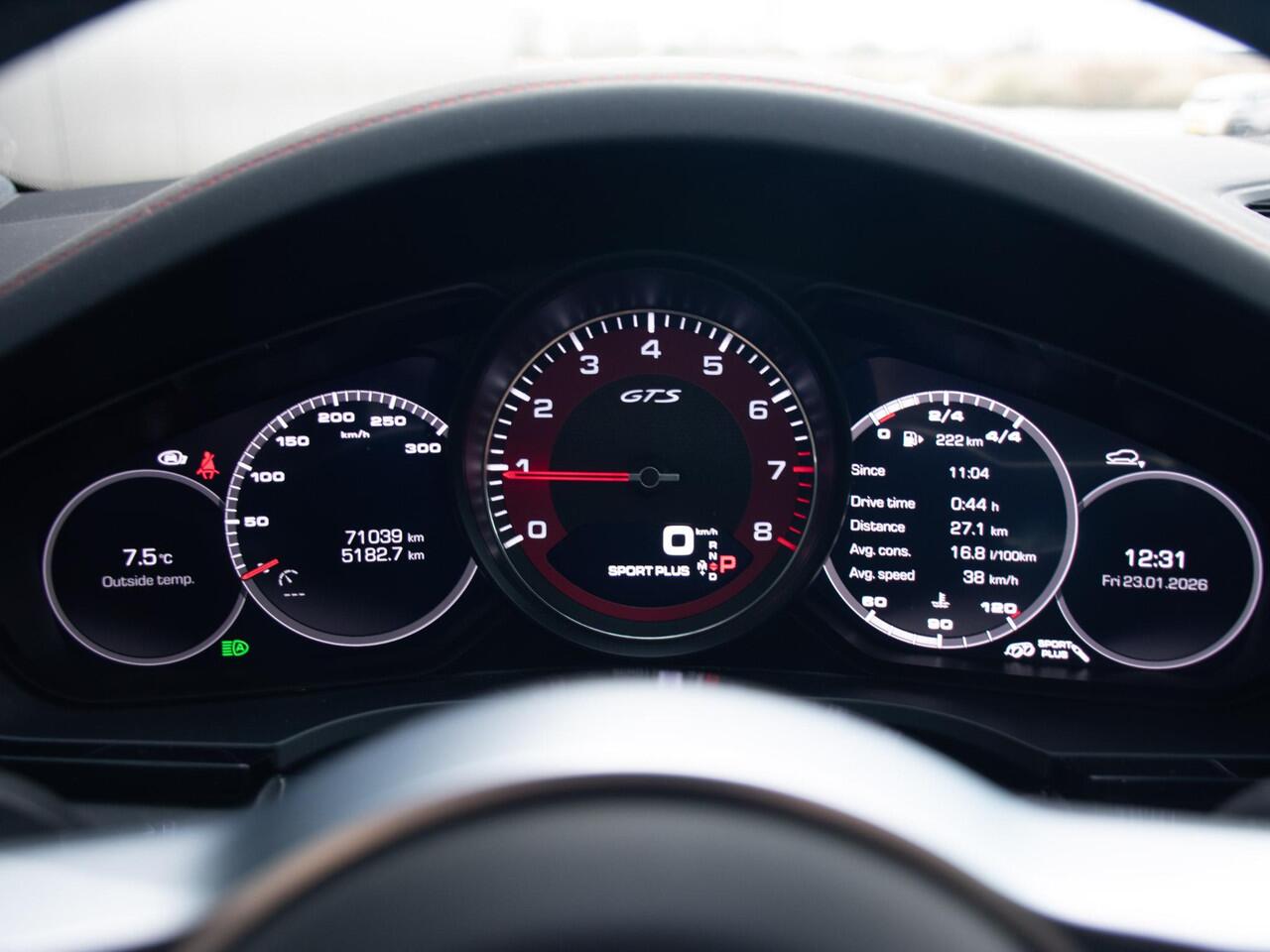 Porsche CAYENNE Coupé 4.0 GTS | Adapt. stoelen | Head-up | Chrono | 360 Camera | Meesturende achter-as | GTS