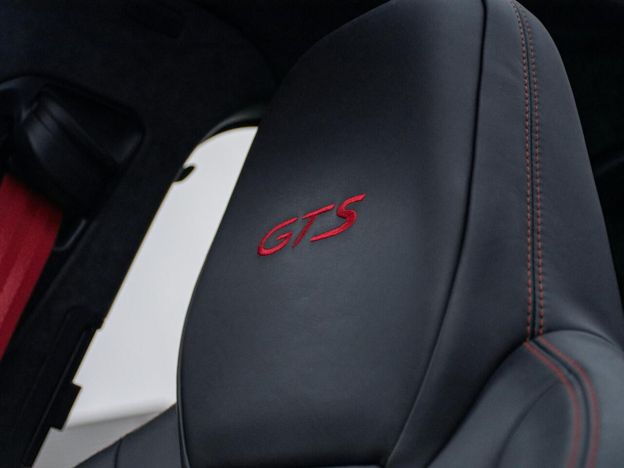 Porsche CAYENNE Coupé 4.0 GTS | Adapt. stoelen | Head-up | Chrono | 360 Camera | Meesturende achter-as | GTS