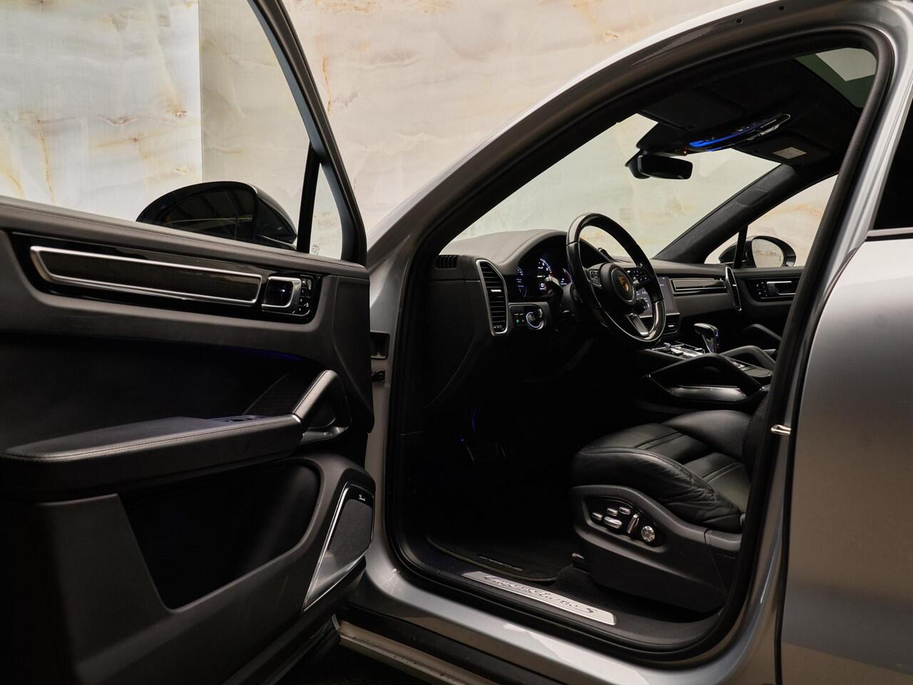 Porsche CAYENNE Coupé 4.0 Turbo S E-Hybrid, TechArt, SportDesign, pano, 4W-best, luchtv., InnoDrive, Burmester, nachtzicht, matrix-LED, sp.chrono, HUD