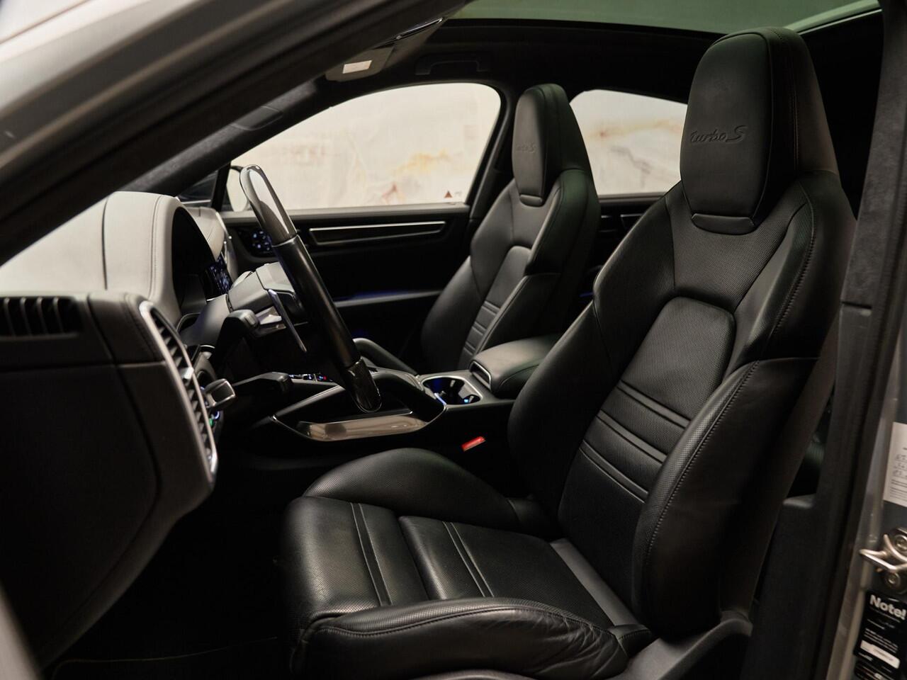 Porsche CAYENNE Coupé 4.0 Turbo S E-Hybrid, TechArt, SportDesign, pano, 4W-best, luchtv., InnoDrive, Burmester, nachtzicht, matrix-LED, sp.chrono, HUD