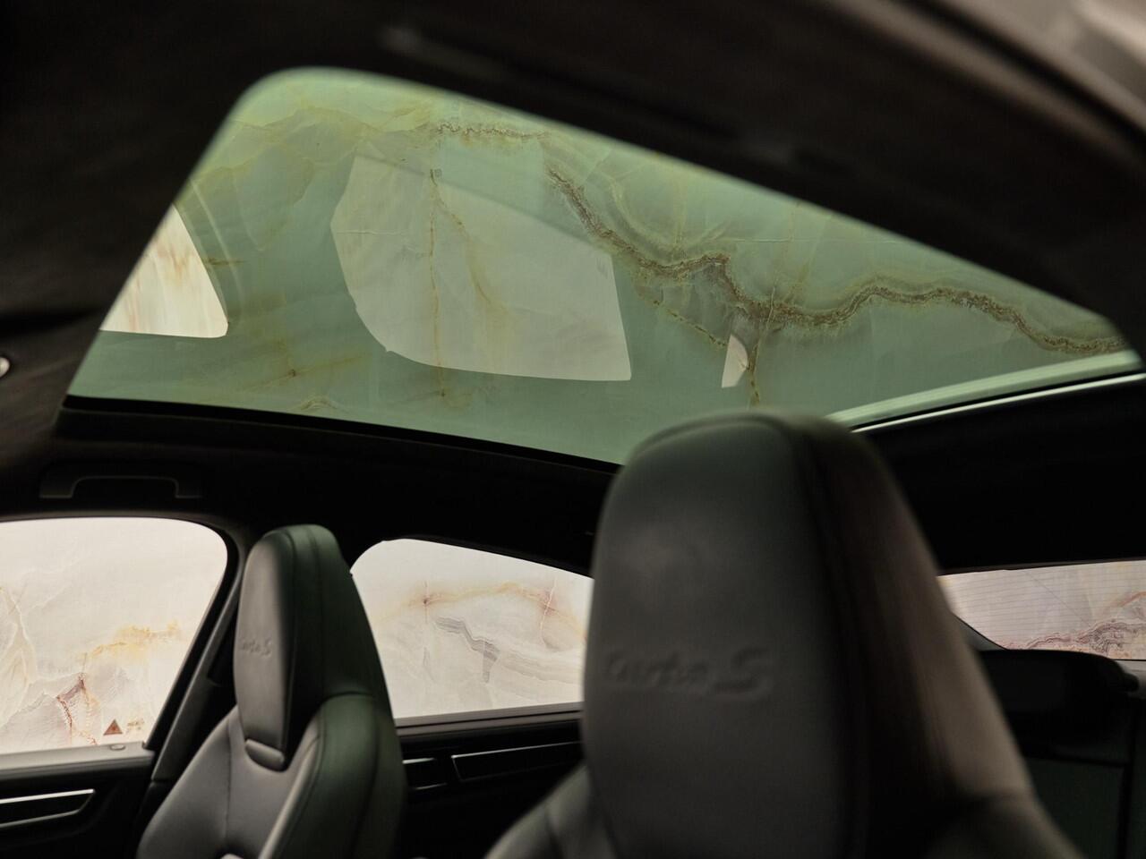 Porsche CAYENNE Coupé 4.0 Turbo S E-Hybrid, TechArt, SportDesign, pano, 4W-best, luchtv., InnoDrive, Burmester, nachtzicht, matrix-LED, sp.chrono, HUD