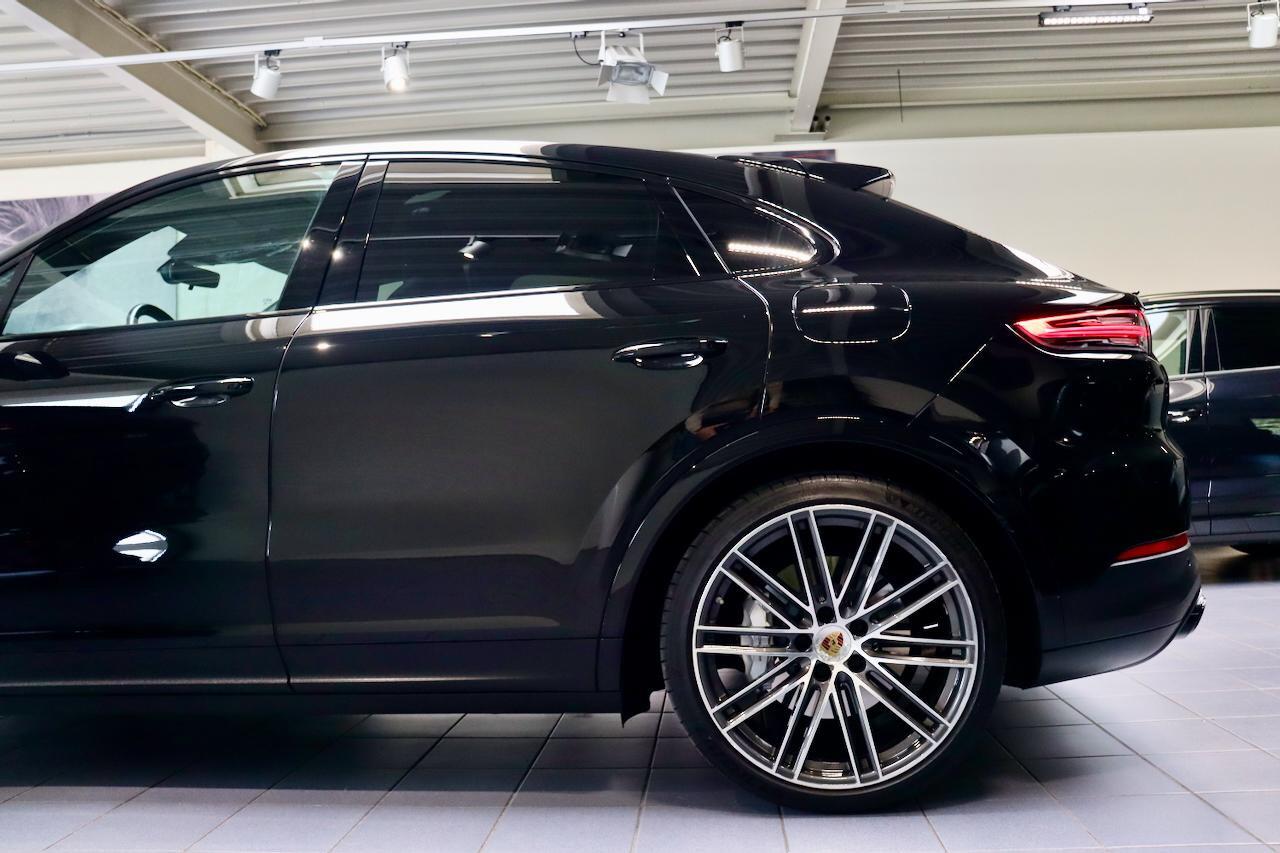 Porsche CAYENNE Coupé 3.0 E-Hybrid|PSCB|SoftCl|18weg|Sport Chrono