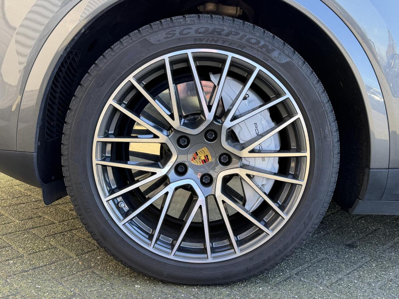 Porsche CAYENNE 2.9 S Platinum Edition | Panoramadak | 360* Camera | Head-Up Display | Softclose | Bose | Elektrische Trekhaak |