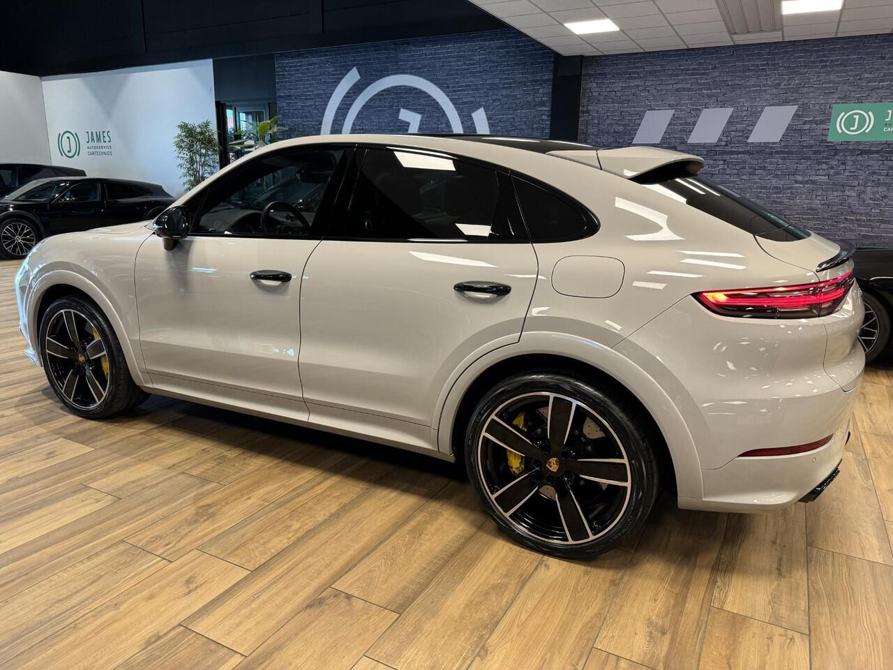 Porsche CAYENNE Coupé 4.0 Turbo S E-Hybrid |Krijt|Sport Designpakket|Keramische remmen