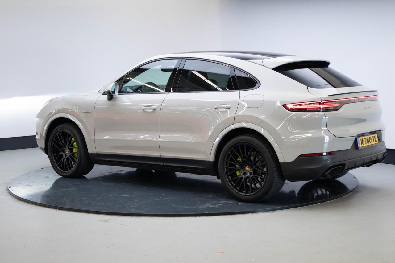Porsche CAYENNE Coupé 3.0 E-Hybrid | 21 Inch | Panoramadak |