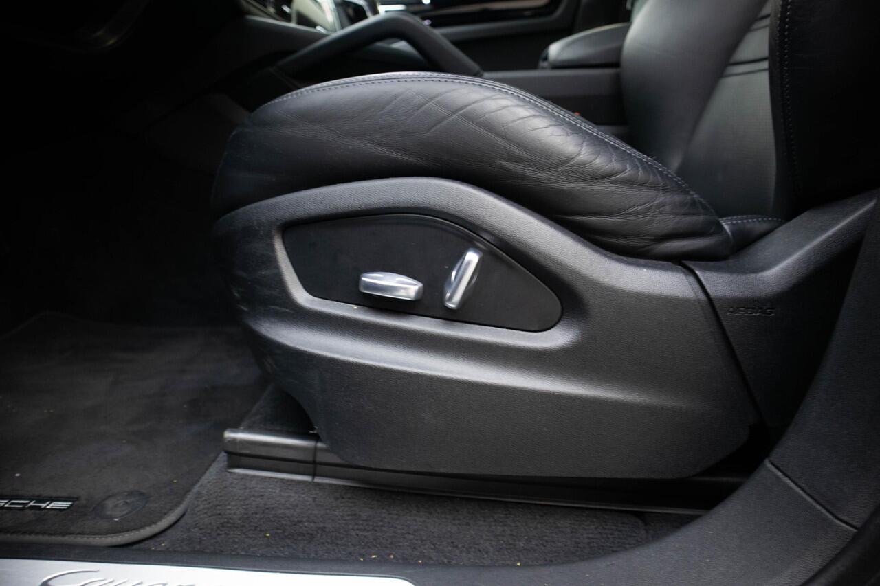 Porsche CAYENNE Coupé 3.0 E-Hybrid | 21 Inch | Panoramadak |