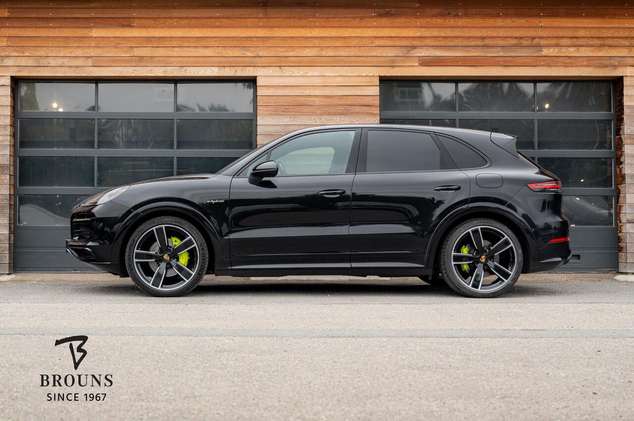 Porsche CAYENNE E-Hybrid SportDesign | 22inch | StoelClimate | BOSE | SportUitl