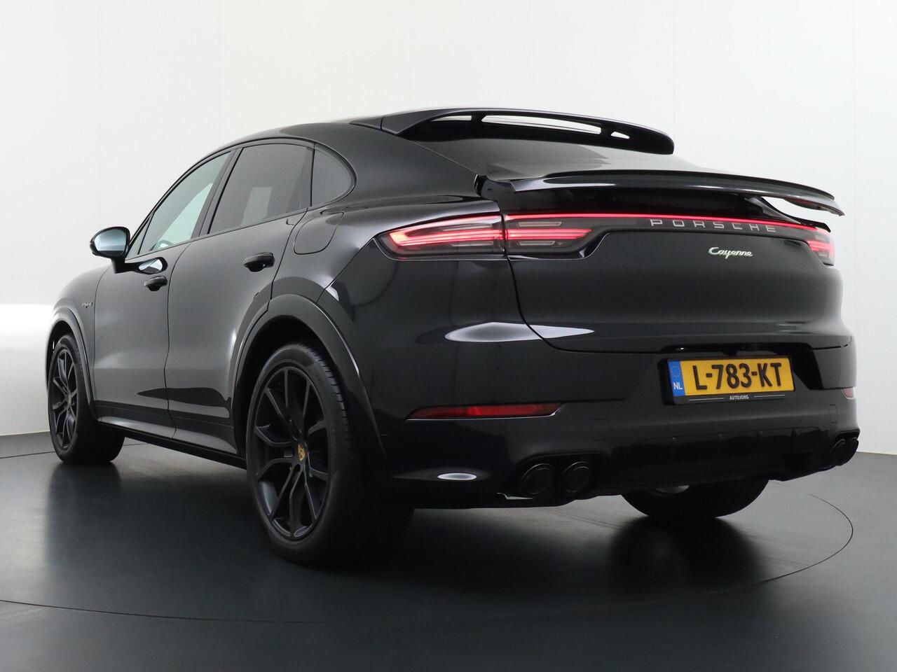 Porsche CAYENNE Coupé 3.0 E-Hybrid Panoramadak | 1e Eigenaar | Dealer onderhouden | 360 Camera