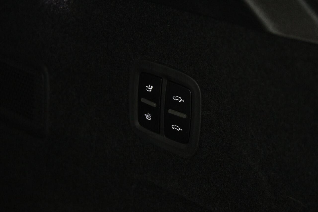 Porsche CAYENNE Coupé 3.0 E-Hybrid Sport Chrono - Panorama - Matrix - Trekhaak