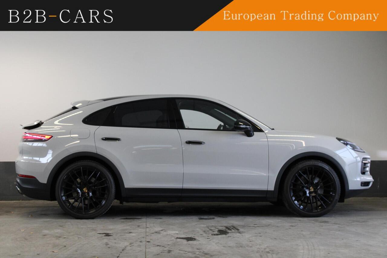 Porsche CAYENNE Coupé 3.0 E-Hybrid Sport Chrono - Panorama - Matrix - Trekhaak
