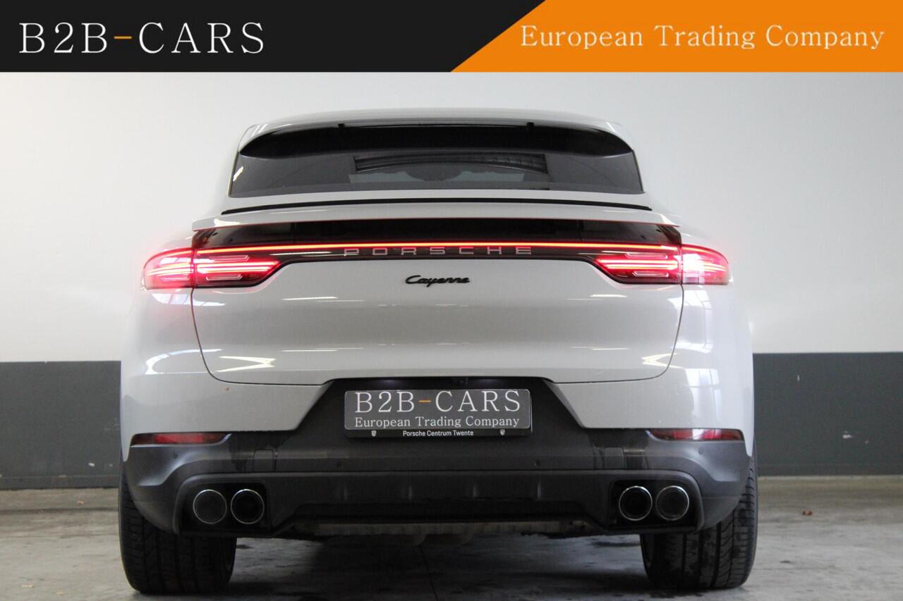 Porsche CAYENNE Coupé 3.0 E-Hybrid Sport Chrono - Panorama - Matrix - Trekhaak