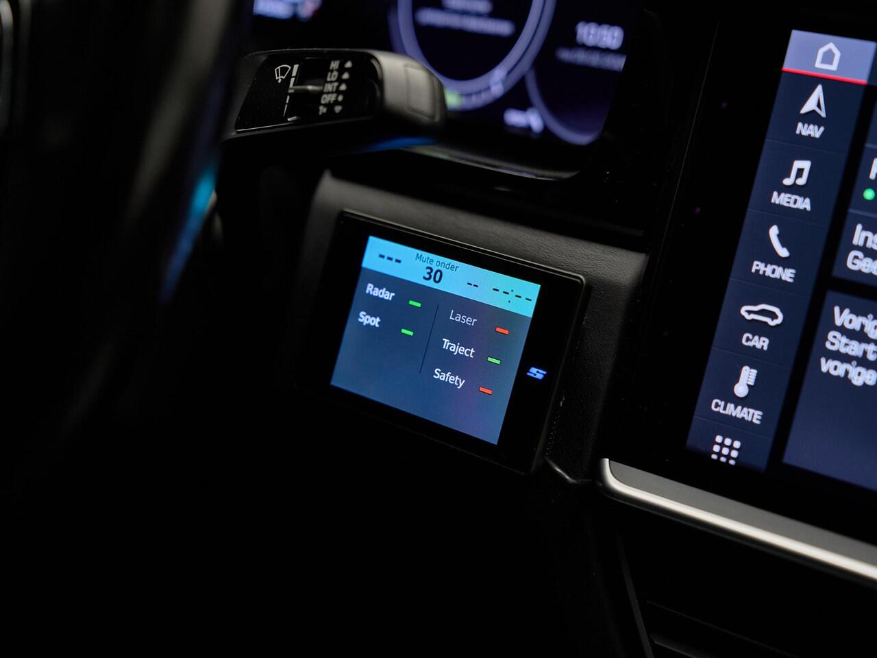 Porsche CAYENNE Coupé 4.0 Turbo S E-Hybrid, TechArt, Target Blu Eye, Stinger, SportDesign, pano, 4W-best, luchtv., matrix-LED, NP222k