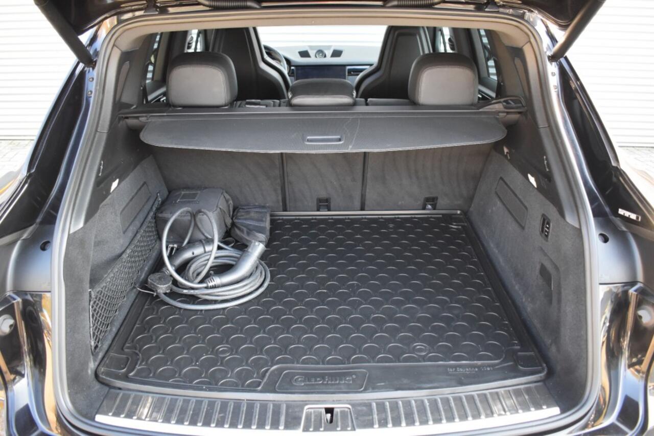 Porsche CAYENNE 3.0 E-HYBRID / NL AUTO / P.DAK / ADAP. CRUISE