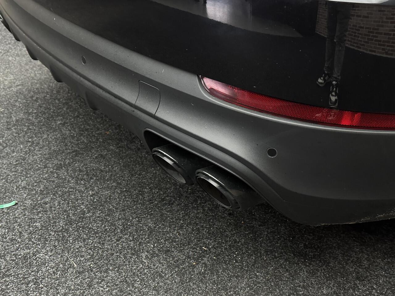 Porsche CAYENNE 3.0 E-Hybrid Pano Trekhaak Porsche Aproved Garantie Sport Uitlaat!