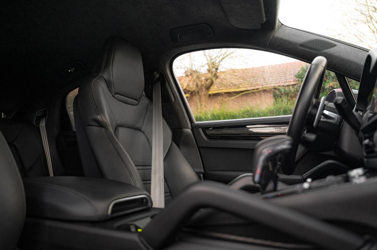 Porsche CAYENNE Coupé Turbo GT TechArt 880pk