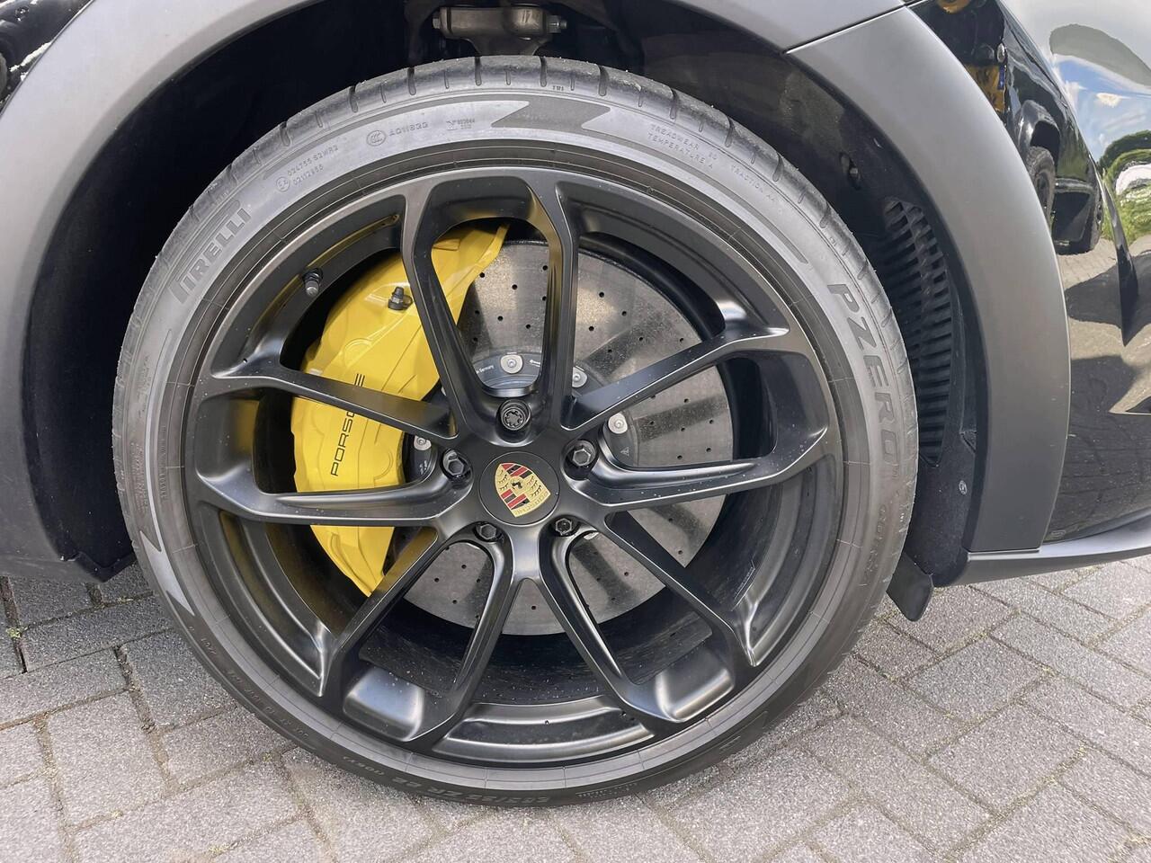 Porsche CAYENNE Coupé 4.0 Turbo GT | Exclusive interieur | InnoDrive | Burmester | HUD | Stoelventilatie | Softclose | Standkachel en koeling | Carbon | Etc.. Org NL