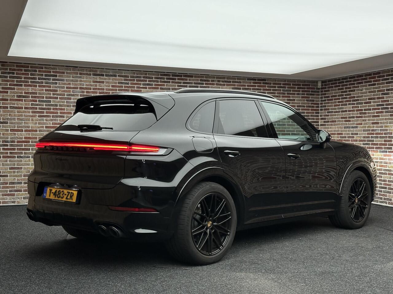 Porsche CAYENNE 3.0 E-Hybrid Nwe model| Dak| Bose| Dubbel screen| Matrix LED| NL auto|