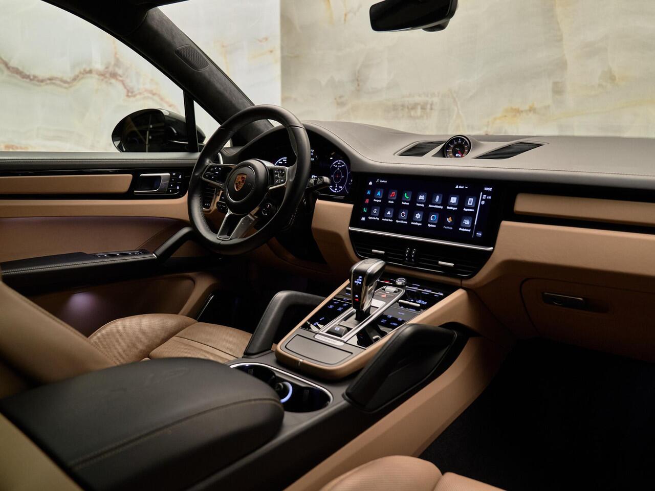 Porsche CAYENNE Coupé 4.0 GTS, pano, 4W-best., Burmester, PASM, InnoDrive, PDLS+, keyless, sp.chrono, NP272k