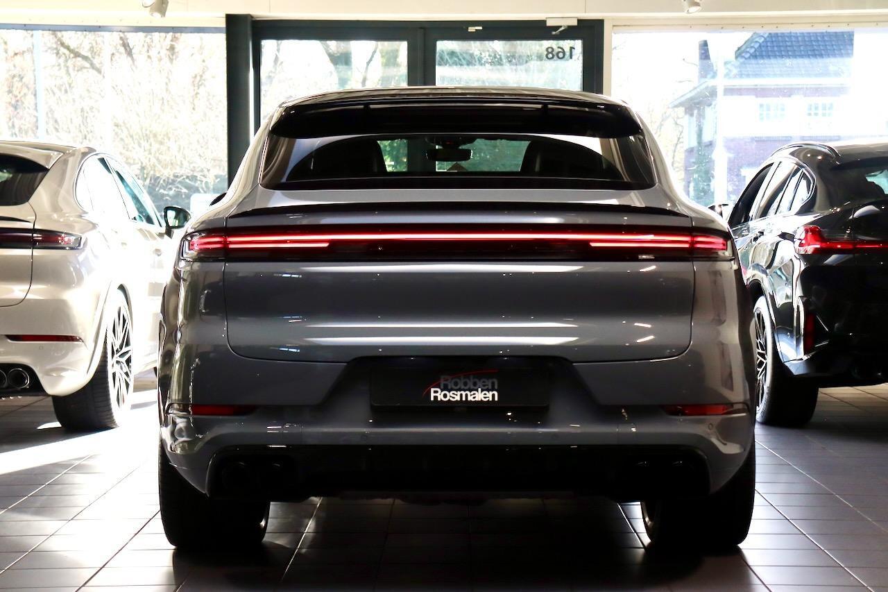 Porsche CAYENNE Coupé 3.0 E-Hybrid Artic|PANO|22inch|Display