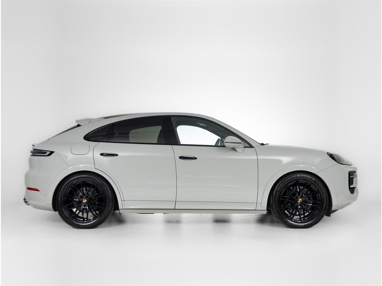 Porsche CAYENNE Coupé E-Hybrid