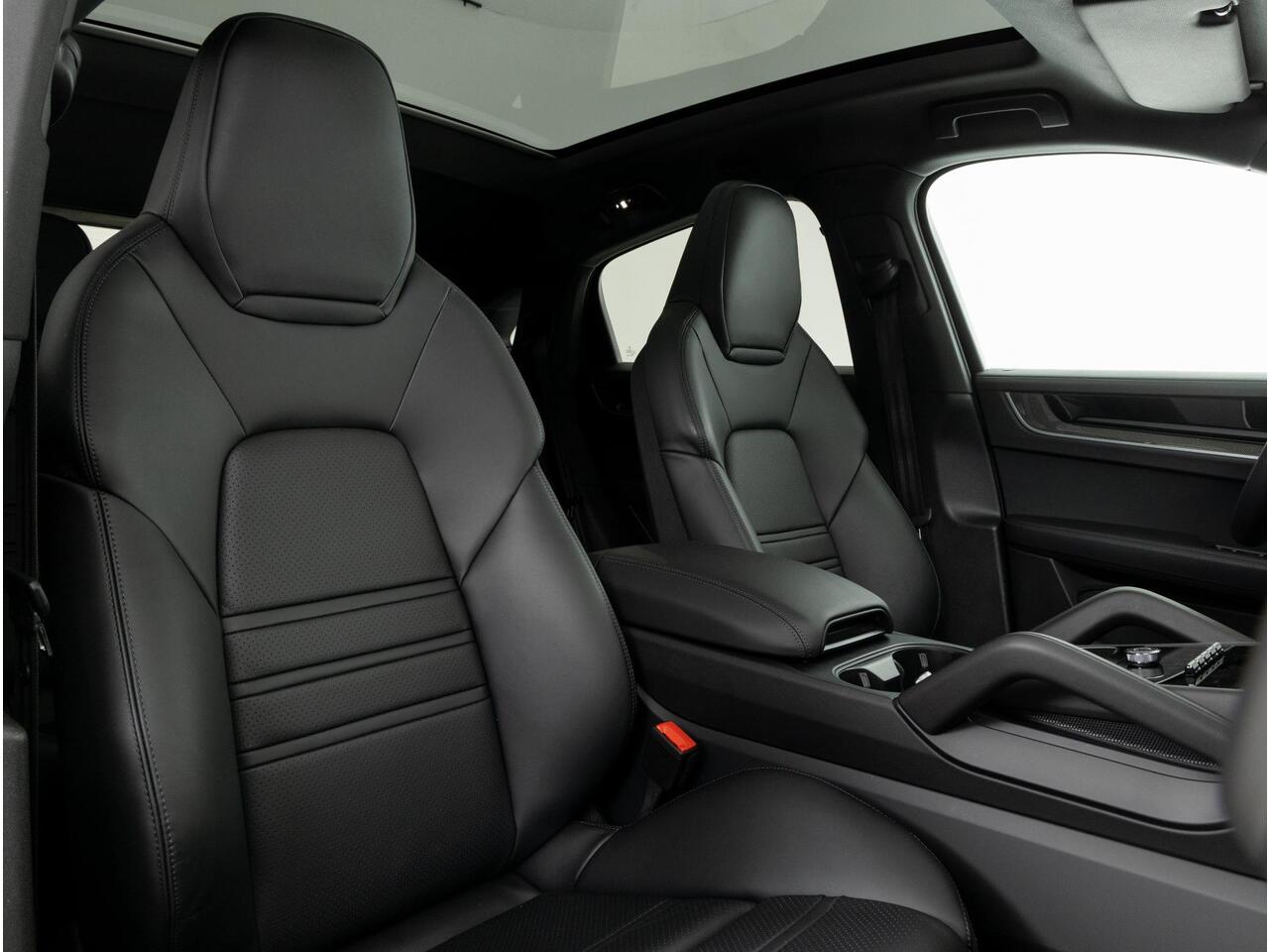 Porsche CAYENNE Coupé E-Hybrid