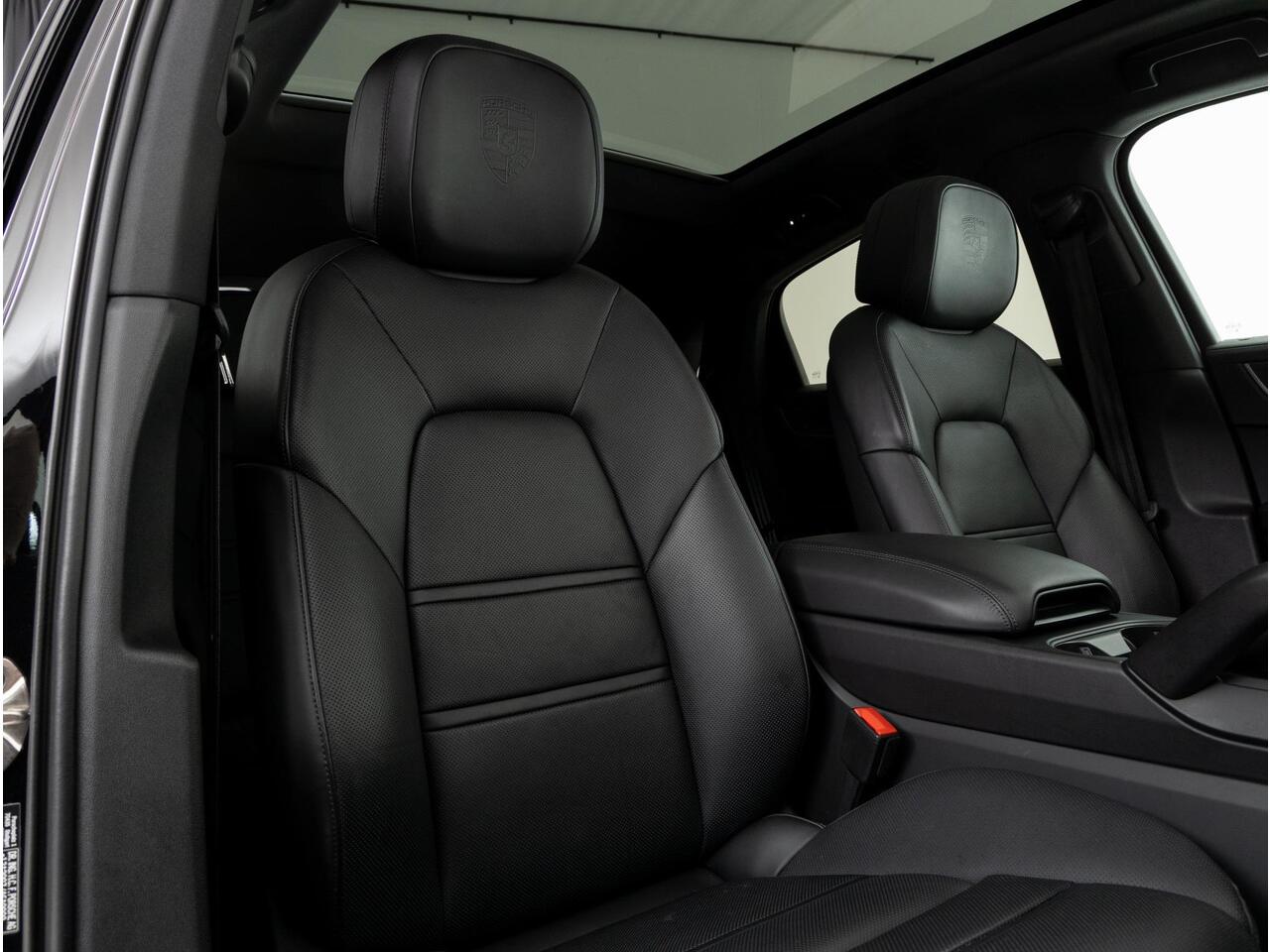 Porsche CAYENNE Coupé E-Hybrid