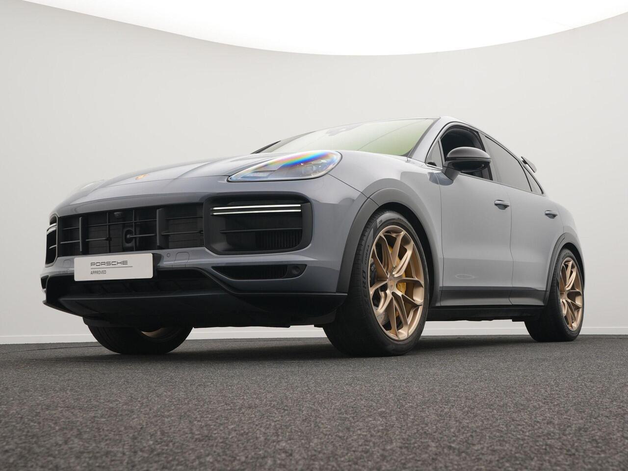 Porsche CAYENNE Coupé Turbo GT