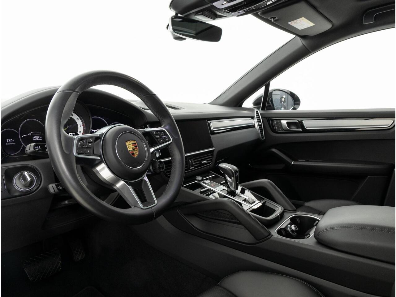 Porsche CAYENNE Coupé E-Hybrid Platinum Edition