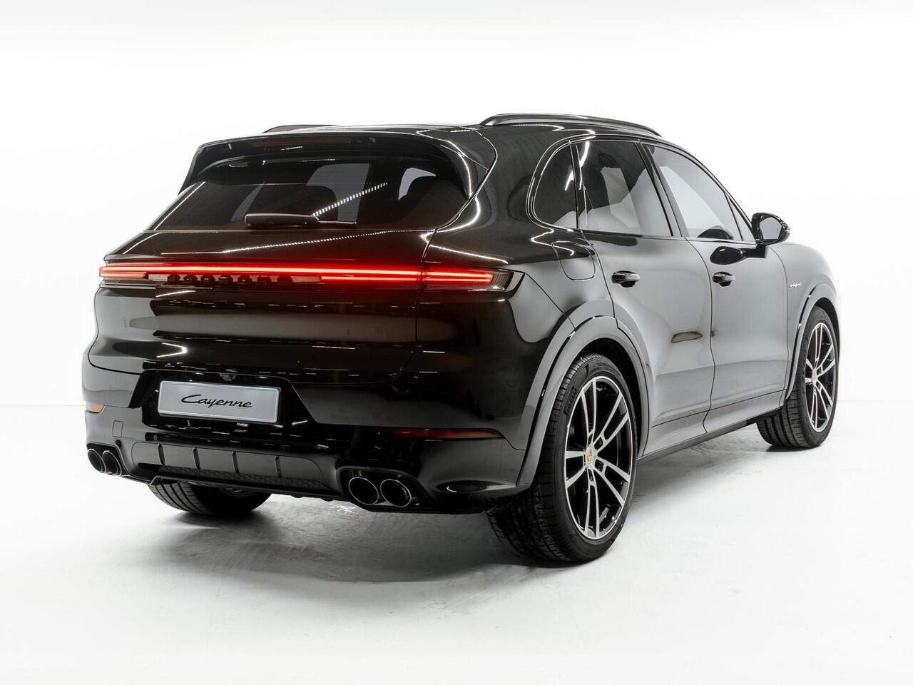 Porsche CAYENNE E-Hybrid