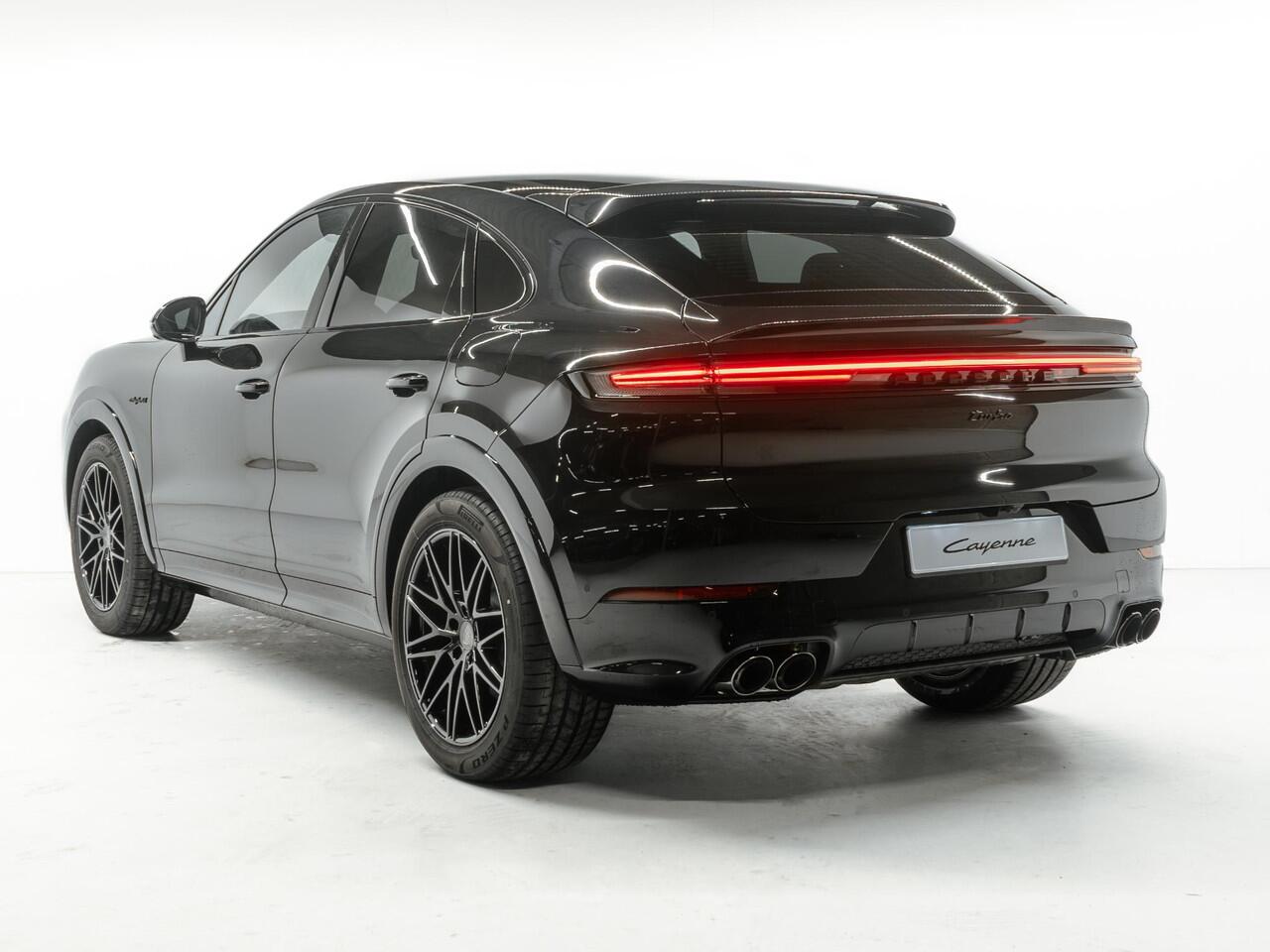 Porsche CAYENNE Turbo E-Hybrid Coupé
