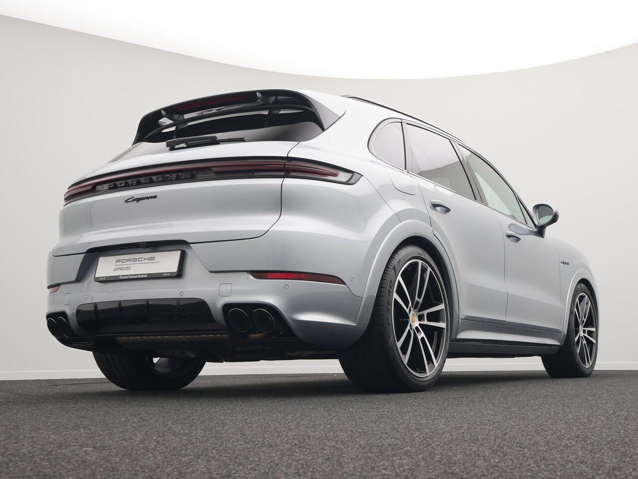Porsche CAYENNE E-Hybrid