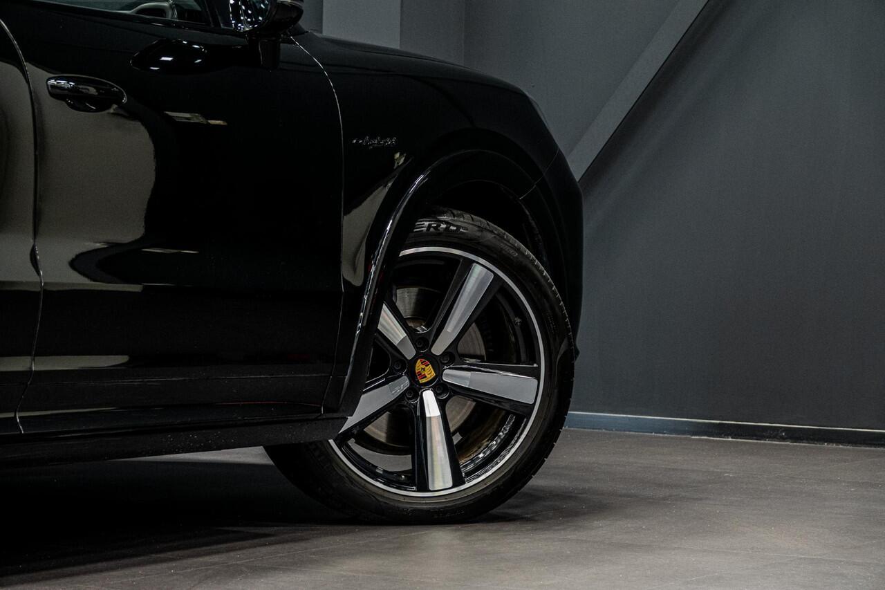 Porsche CAYENNE Coupé 3.0 E-Hybrid *Sport-Chrono / Bijrijder-Display / BOSE / HUD / Stoelventilatie*