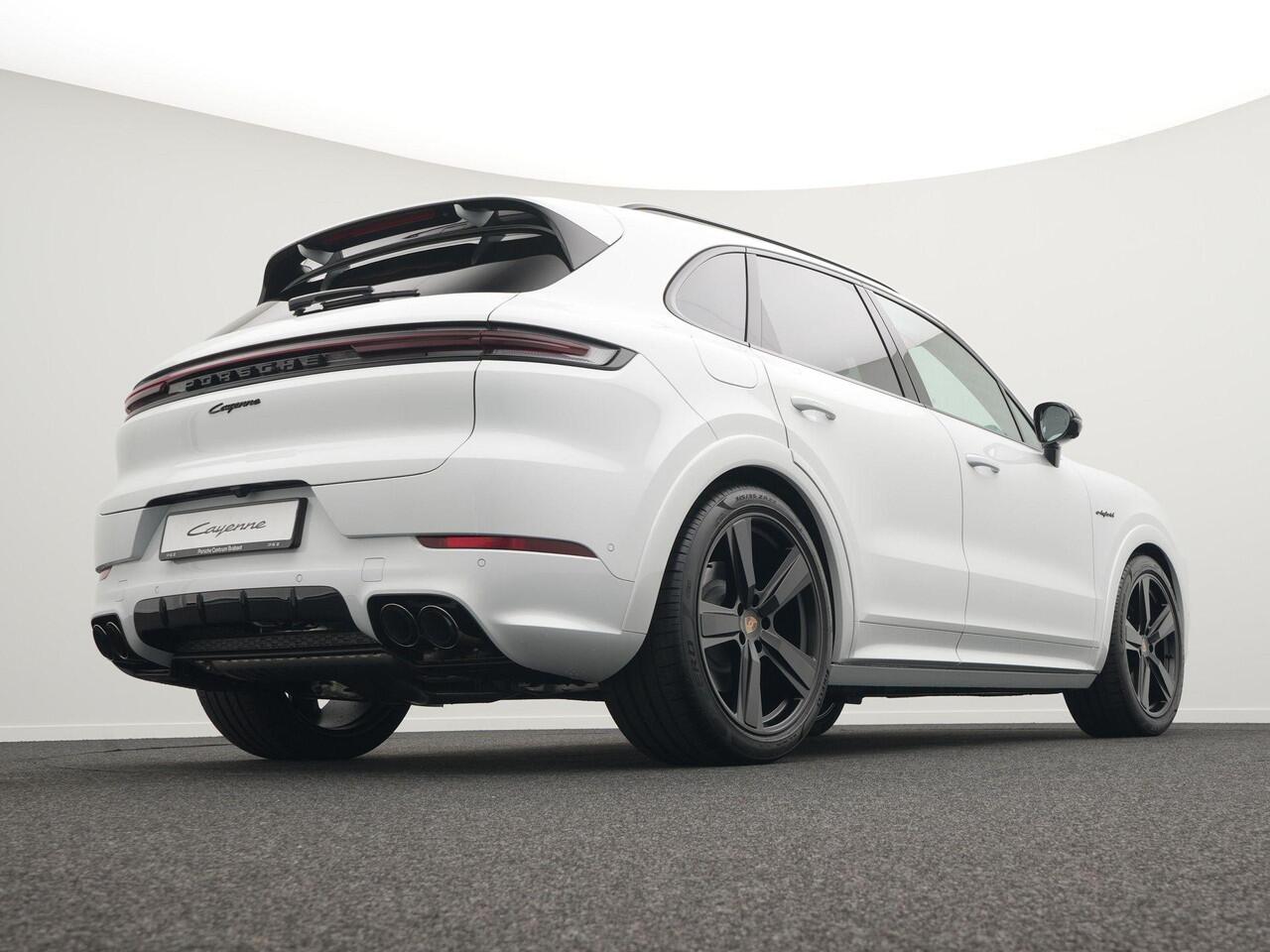 Porsche CAYENNE E-Hybrid