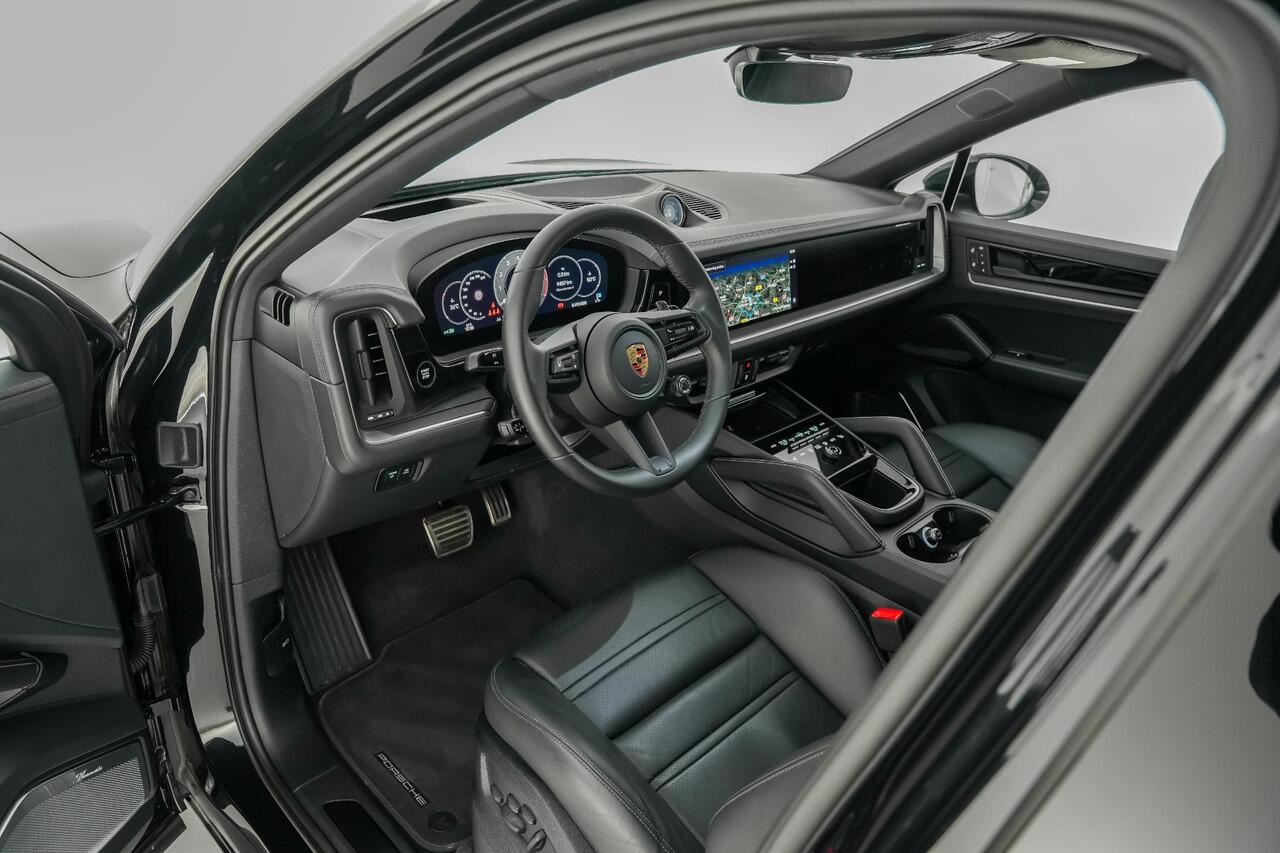 Porsche CAYENNE Coupé 3.0 470pk E-Hybrid |BTW-auto|panoramadak|passenger display|achteras besturing|Burmester|memory|standkachel|sport design|sport chrono|18-voudig|HUD|PDLS|luchtvering|sportuitlaat|21" lichtmetalen velgen|