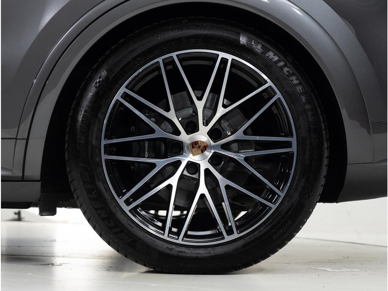 Porsche CAYENNE Coupé E-Hybrid