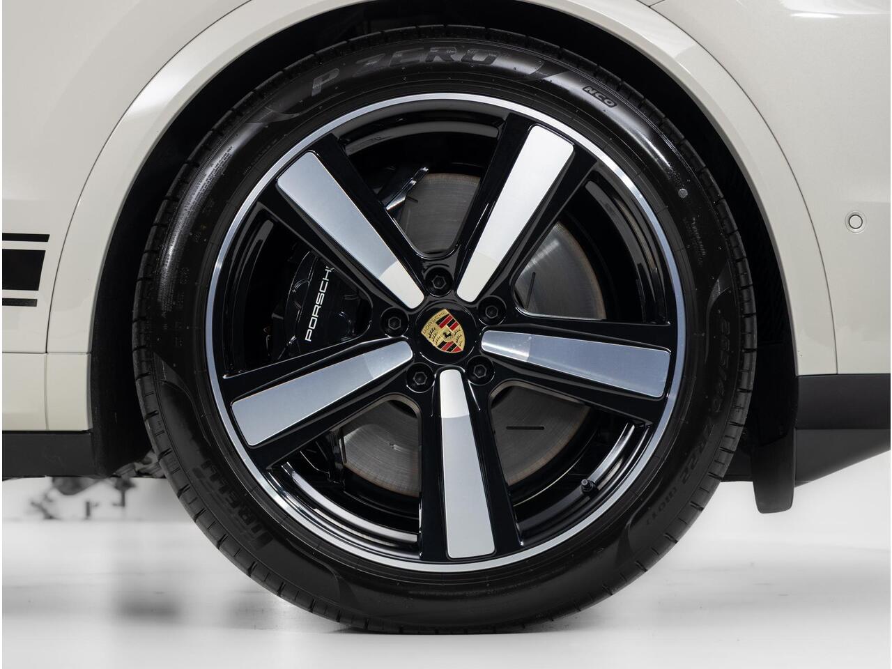 Porsche CAYENNE Turbo E-Hybrid