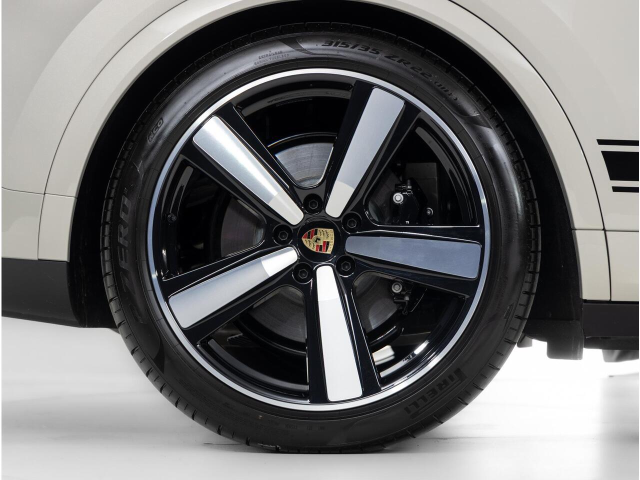 Porsche CAYENNE Turbo E-Hybrid