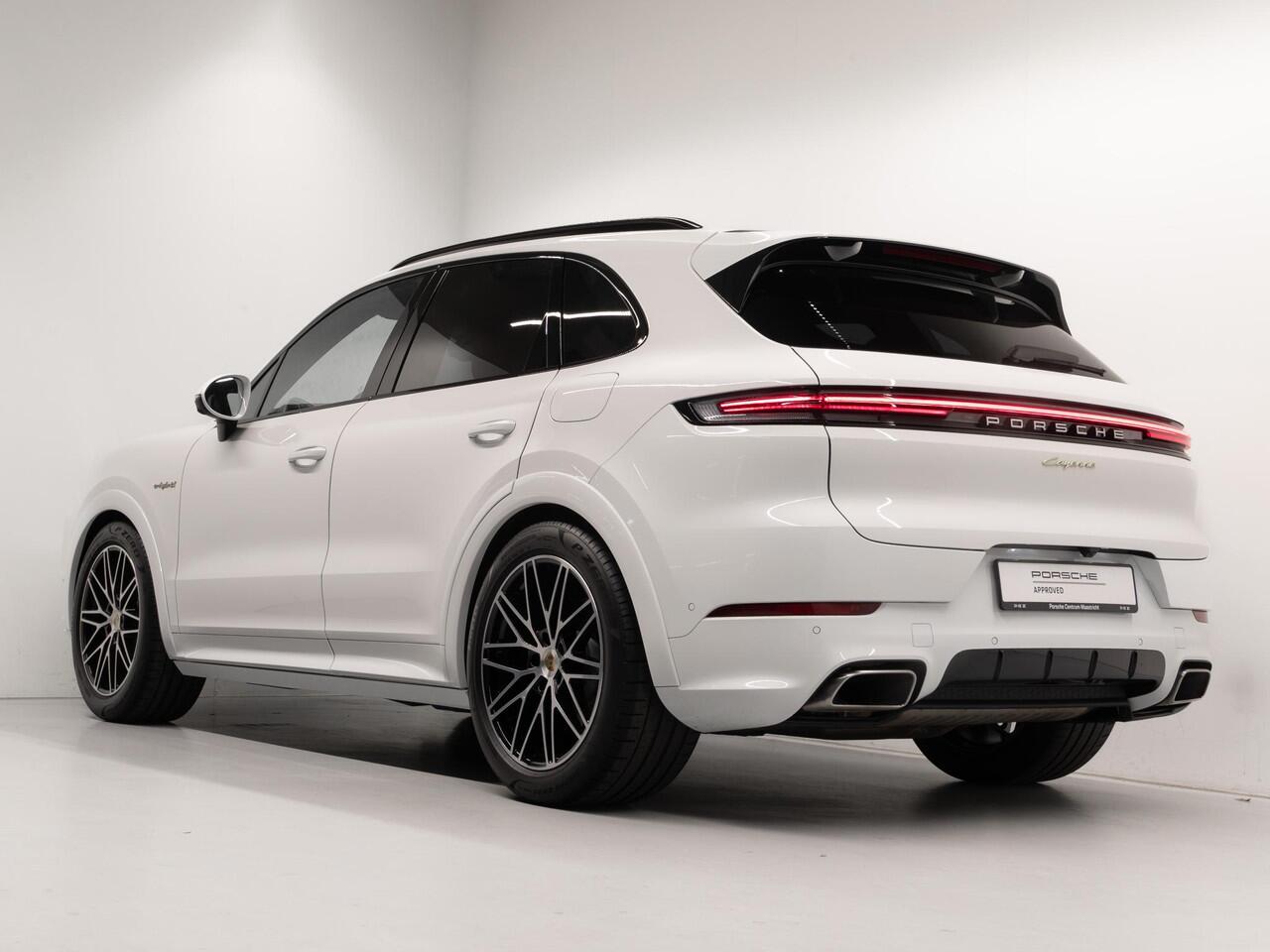 Porsche CAYENNE E-Hybrid