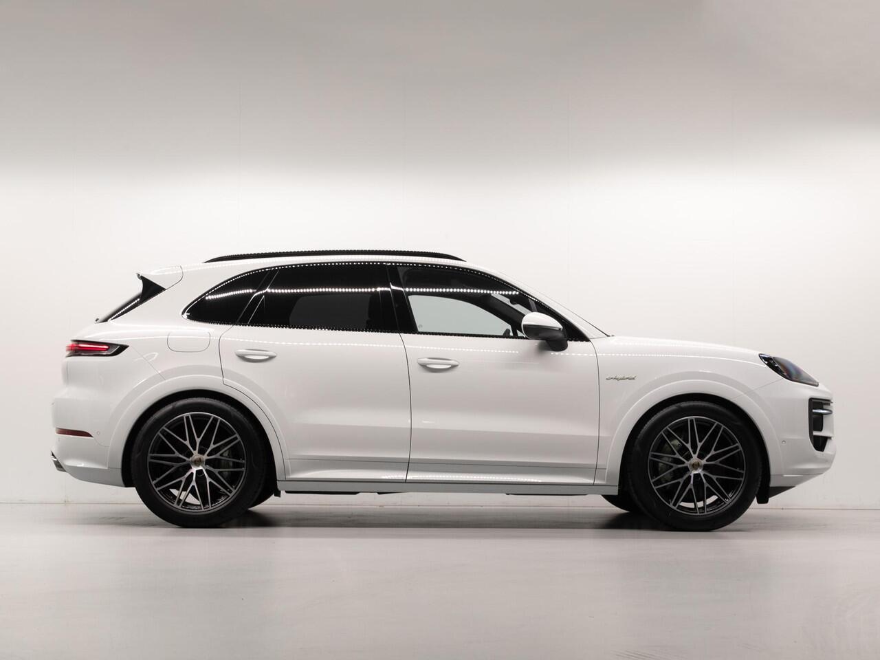Porsche CAYENNE E-Hybrid