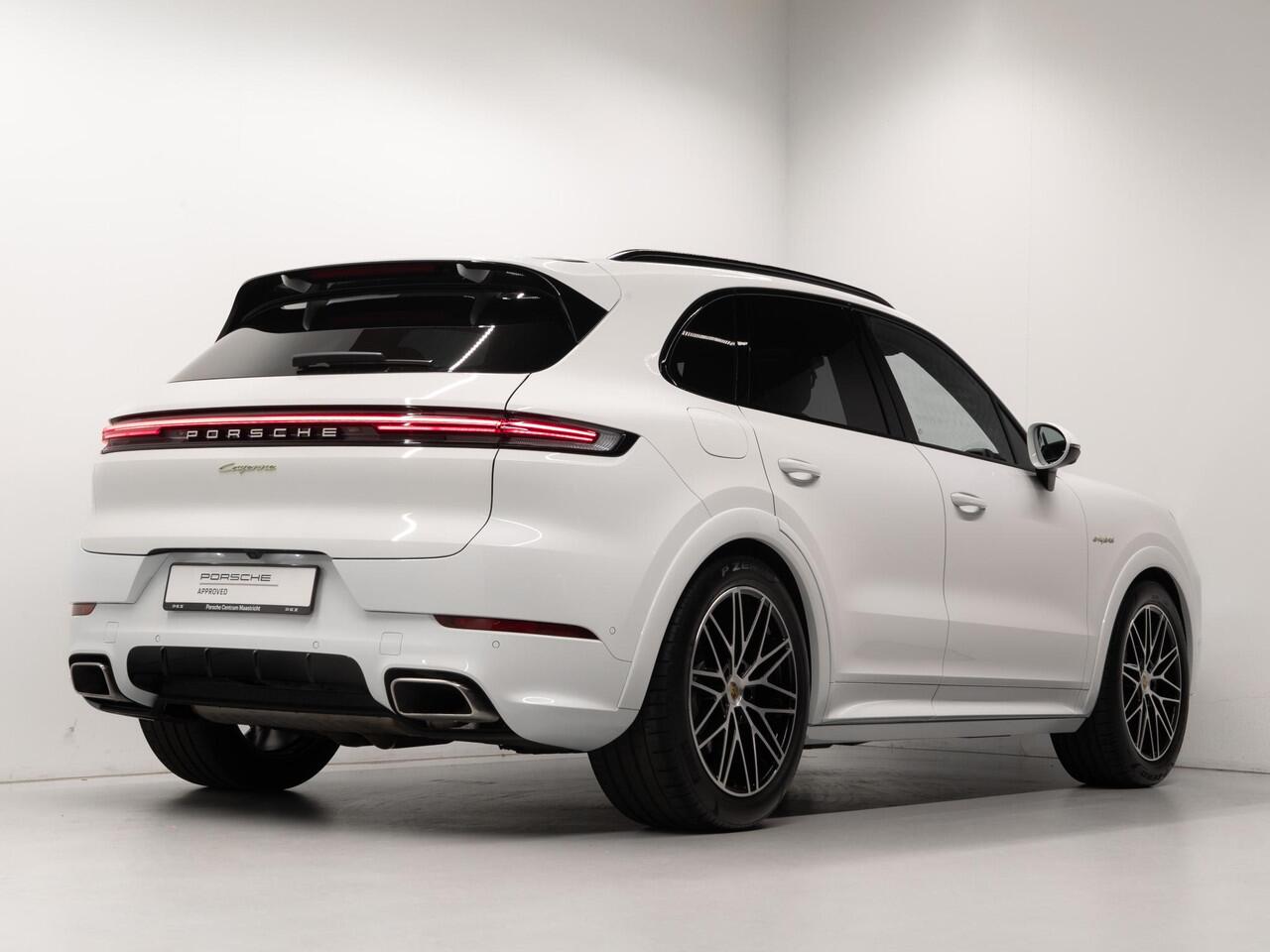 Porsche CAYENNE E-Hybrid