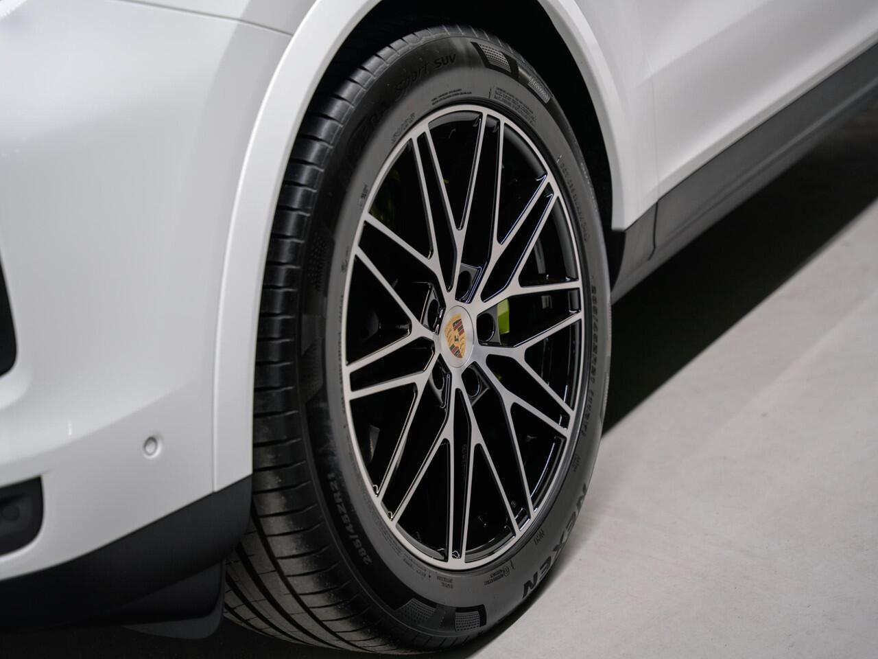 Porsche CAYENNE E-Hybrid