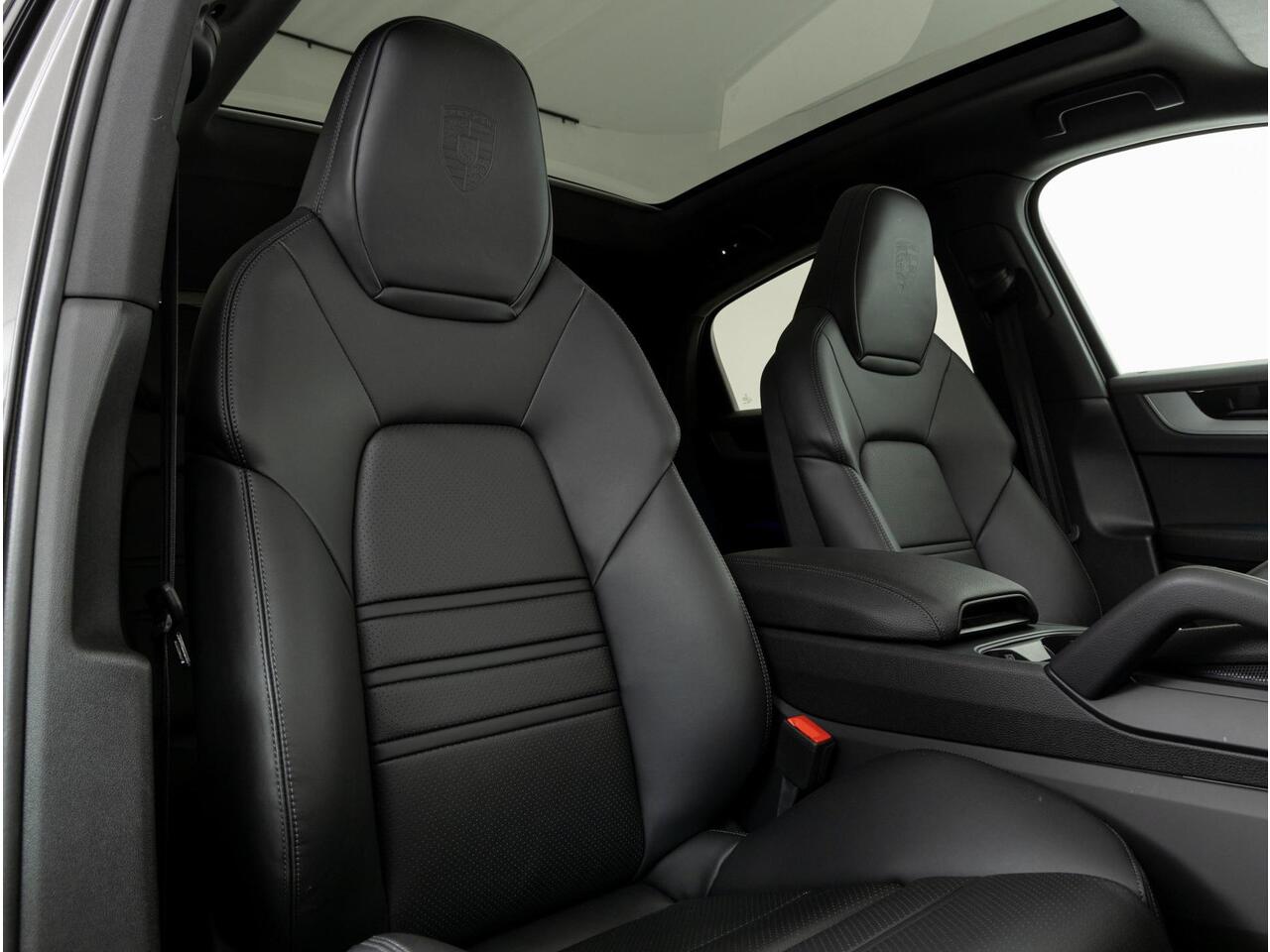 Porsche CAYENNE Coupé E-Hybrid