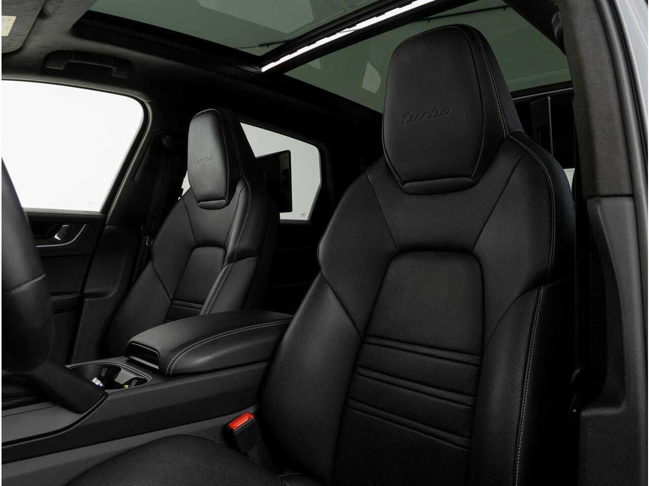 Porsche CAYENNE Turbo E-Hybrid