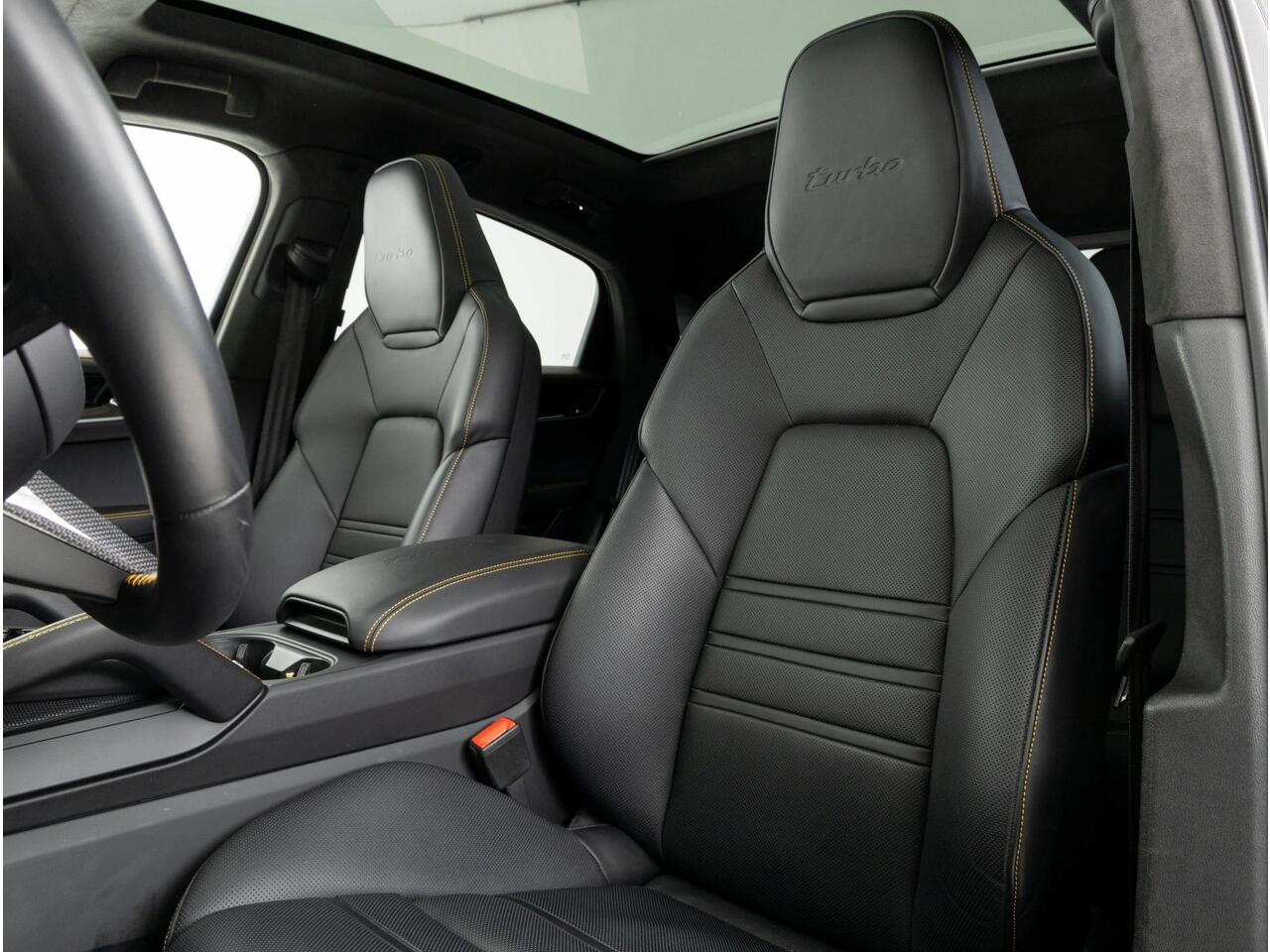 Porsche CAYENNE Coupé Turbo E-Hybrid